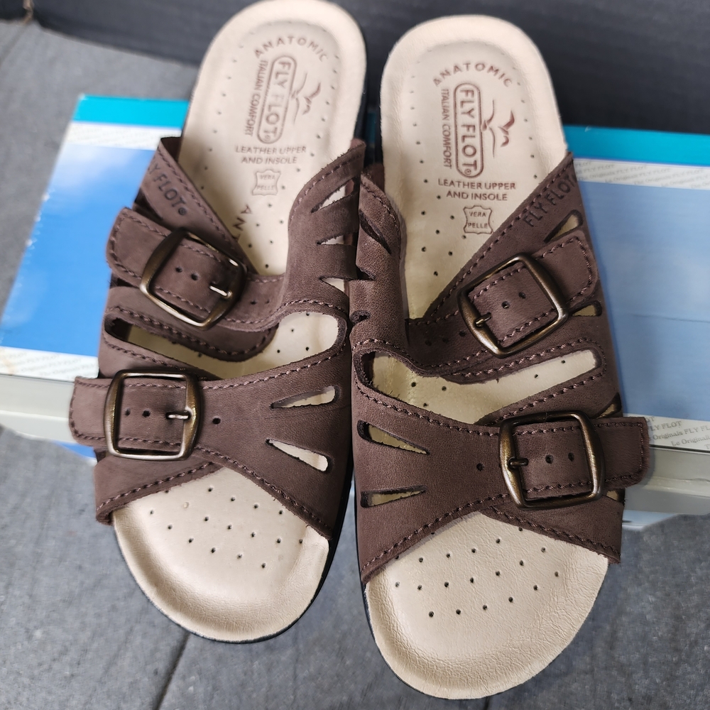 Flyflot Brown Leather Women's Sandals